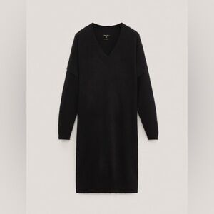 Wool knit V-neck dress
